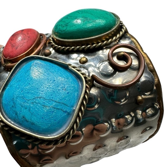 Navajo Inspired Three Stone Wide Cuff Silver Bracelet - Picture 10 of 10